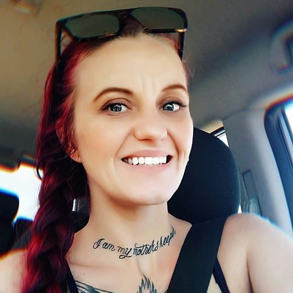 Meet your Posher, Nerissa - Picture 1 of 1